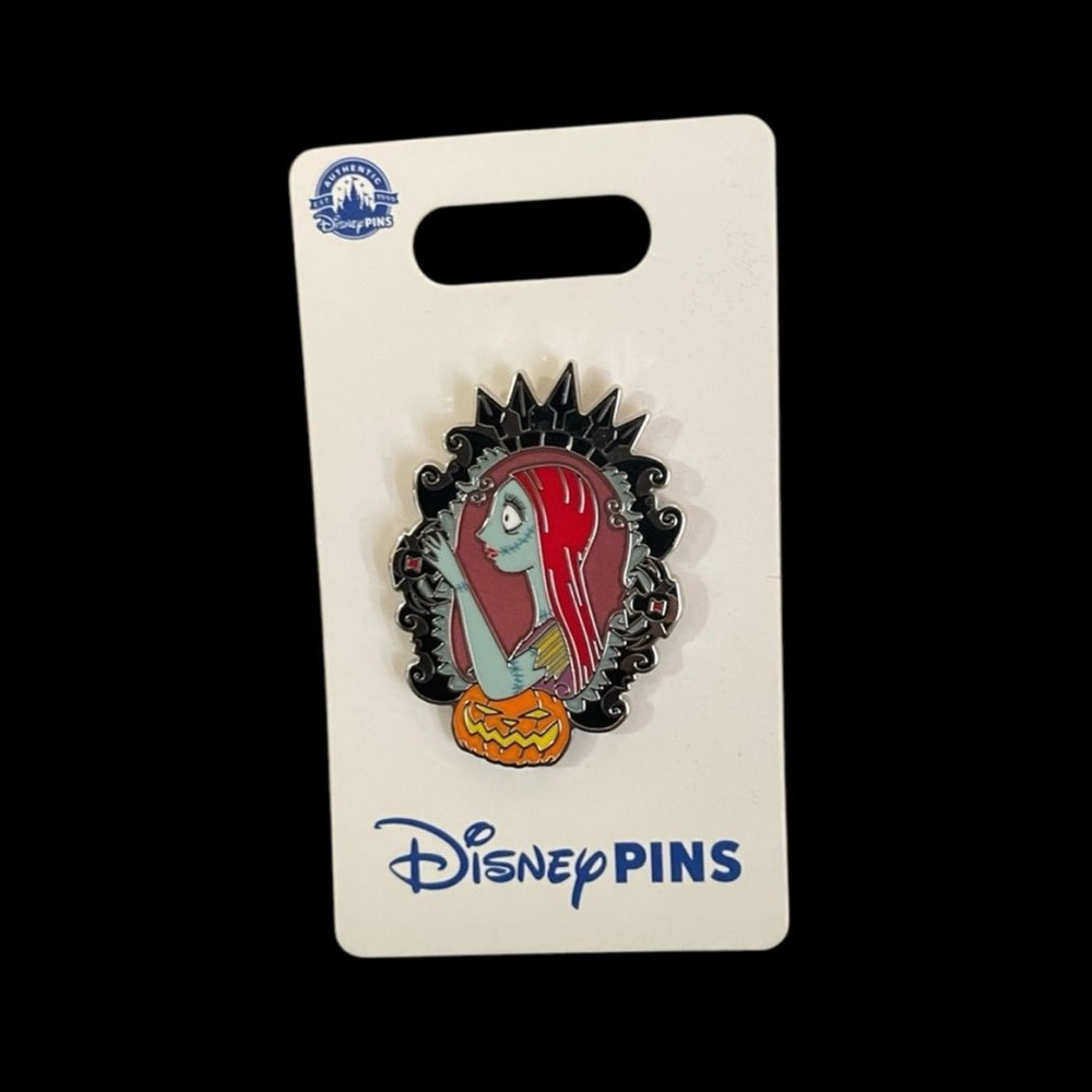 Disney Park Pin Trading NBC Sally Portrait Enamel Carded Pin